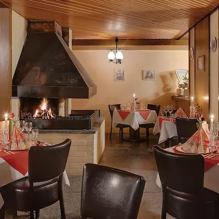 ホテル Schlossberghotel Oberhof 4*