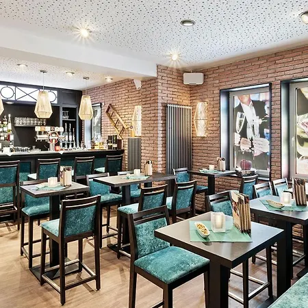 Schlossberghotel Otel 4*