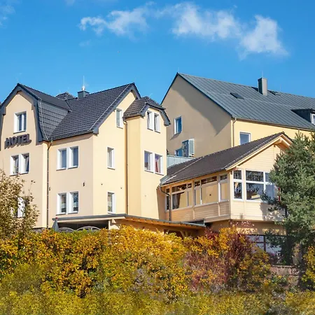 Schlossberghotel Oberhof Otel 4*