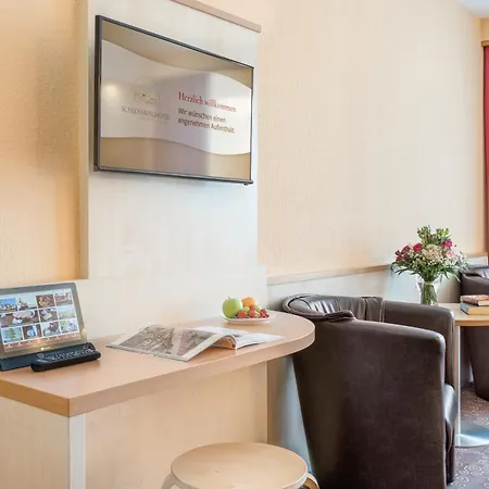 Schlossberghotel Отель 4*